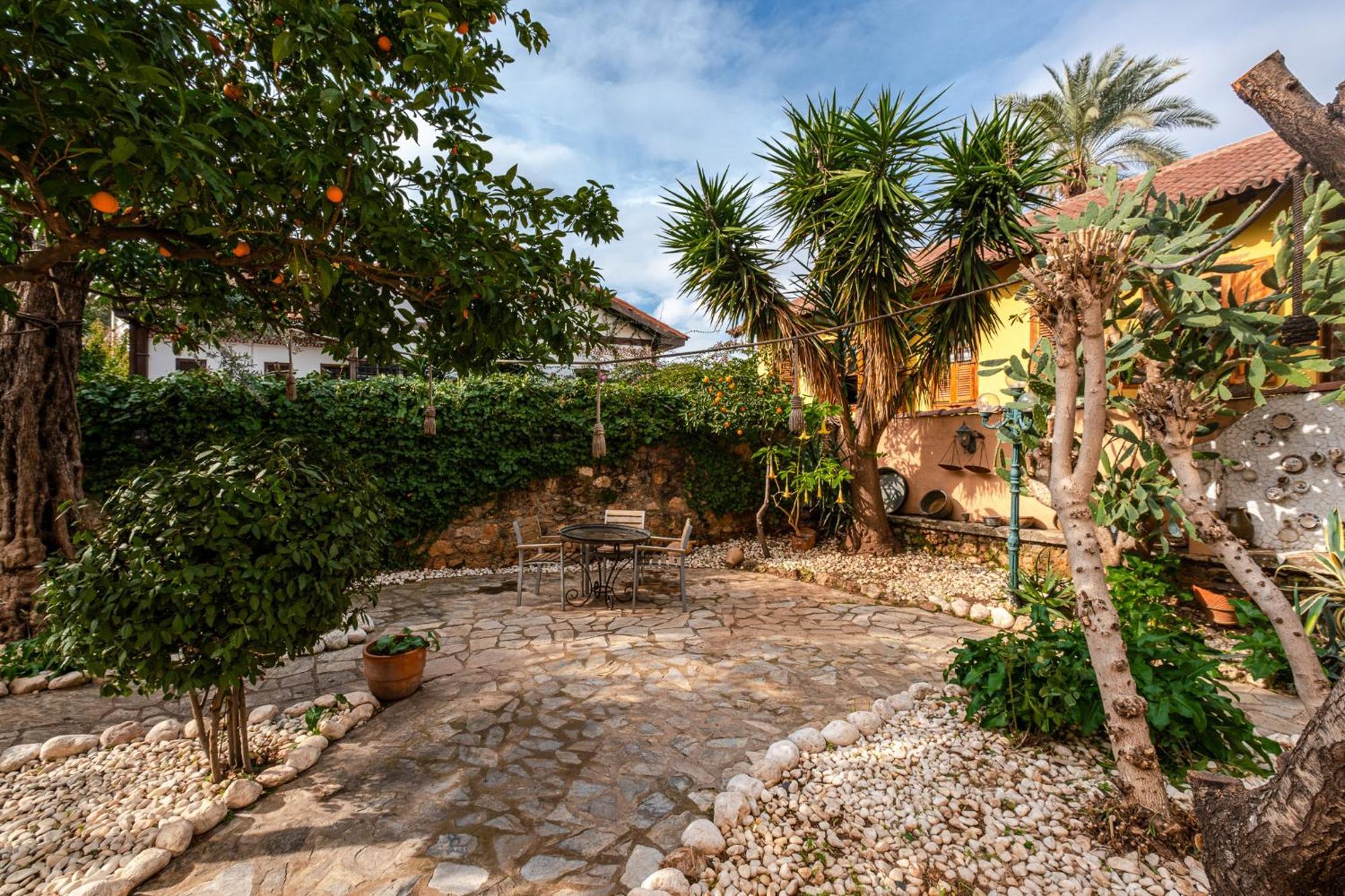 Villa Tulipan Antalya Exteriör bild