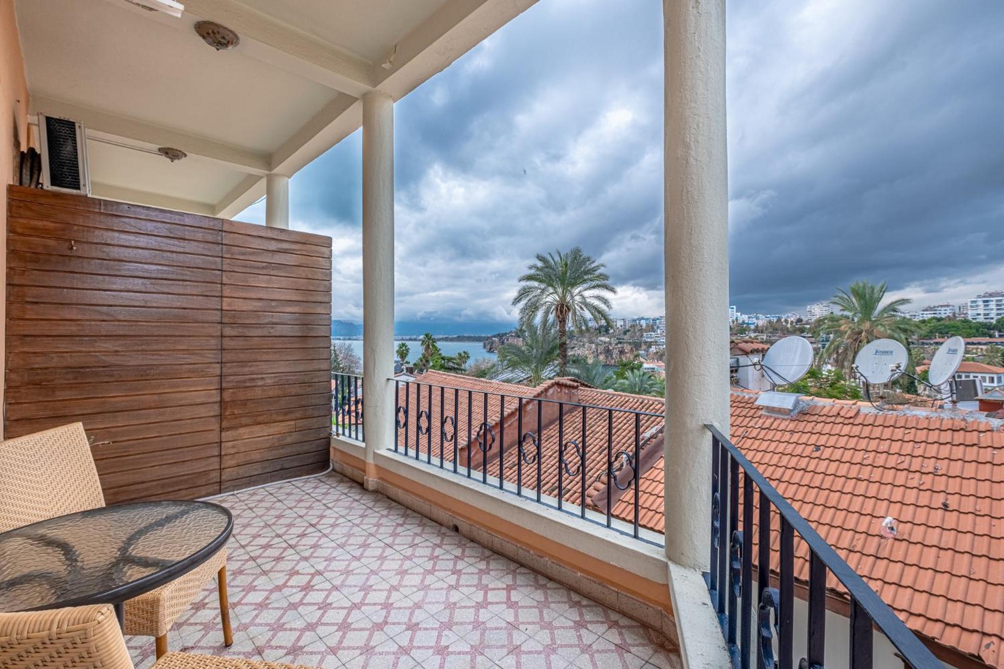 Villa Tulipan Antalya Exteriör bild