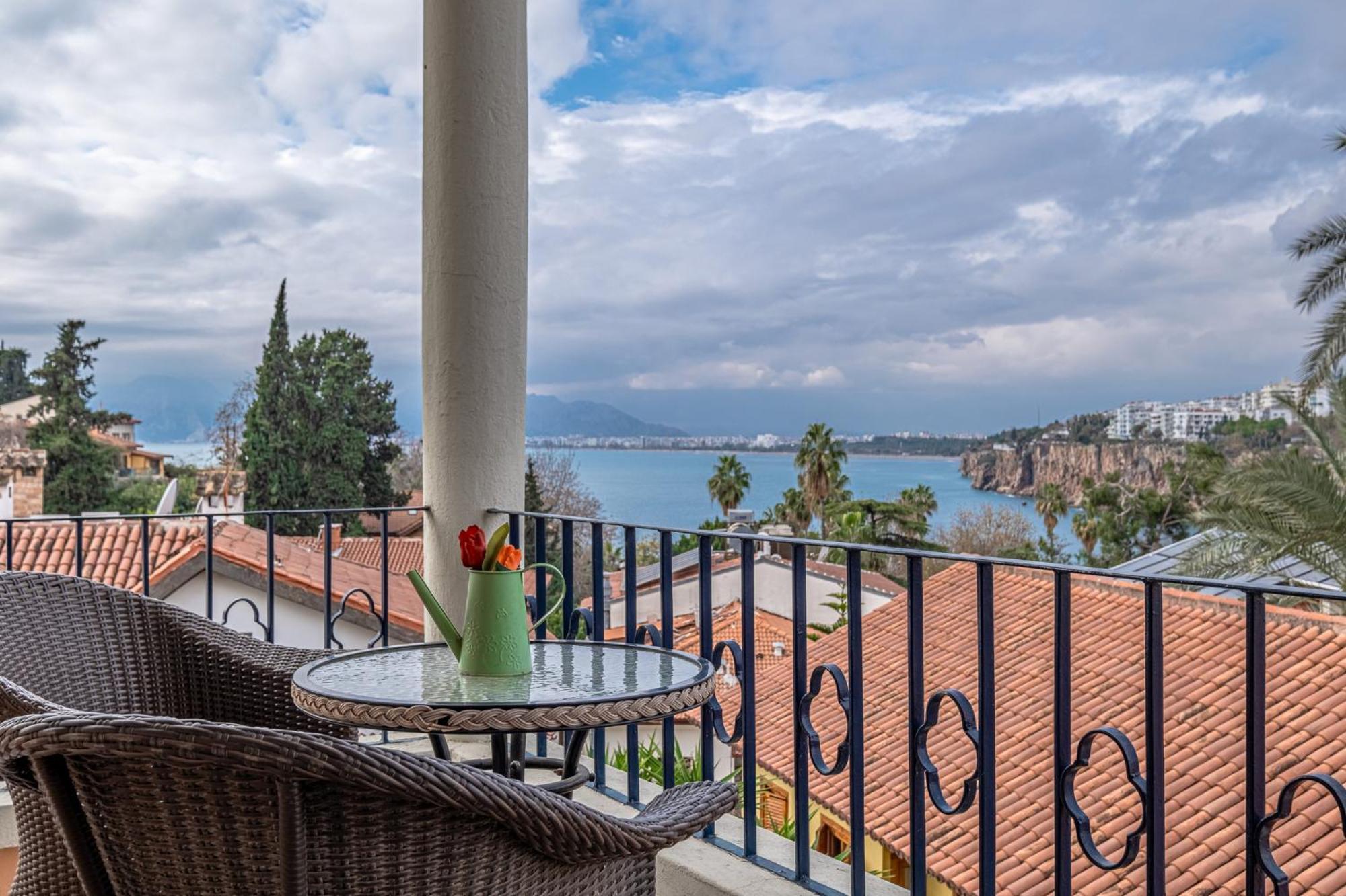 Villa Tulipan Antalya Exteriör bild